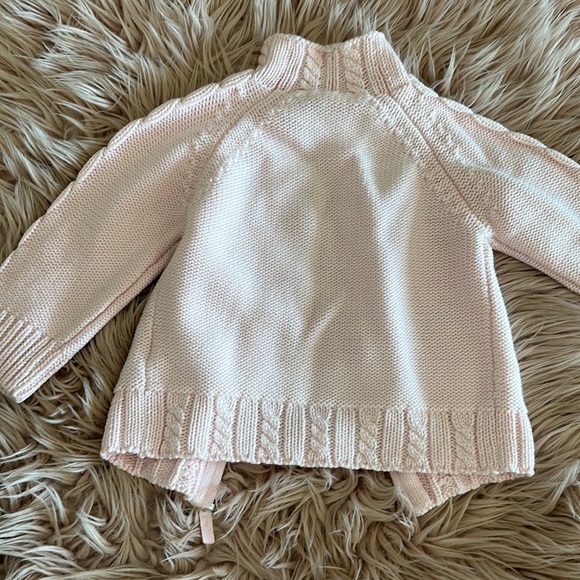 H&M Sweater - Picture 3 of 3